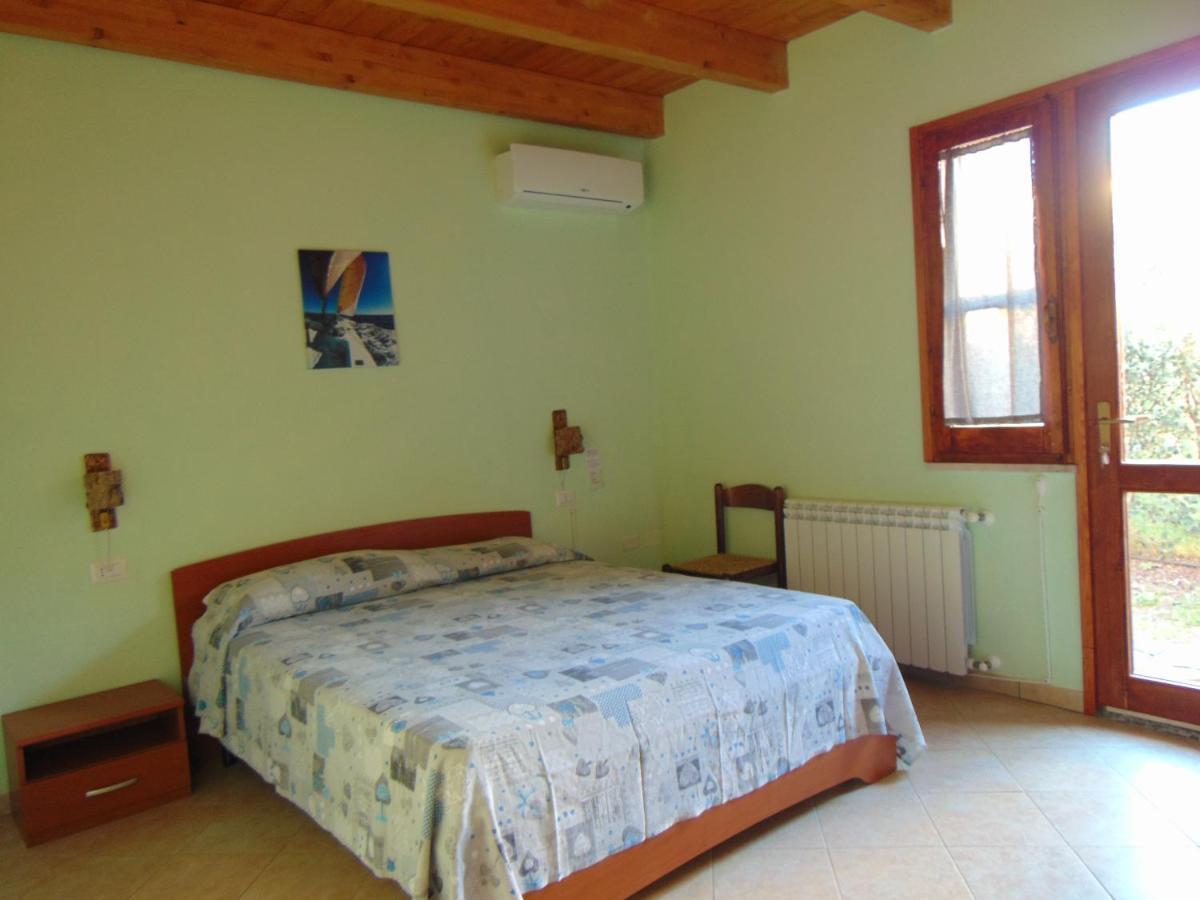 Bed and Breakfast La Contea SantʼAnna Arresi Exteriér fotografie